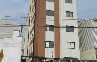 Imagem: O apartamento possui 1 Dormitório, 1 Banheiro, 1 Vaga na garagem