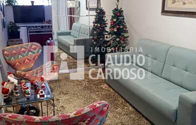 Imagem: A casa possui 2 Dormitórios, 1 Suíte, 2 Banheiros, 1 Vaga