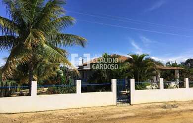 Imagem: A fazenda possui 4 Dormitórios, 1 Banheiro e está localizado