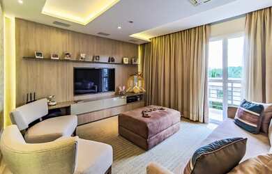 Imagem: A casa possui 3 Dormitórios, 3 Suítes, 5 Banheiros, 3 Vagas