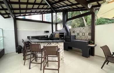 Imagem: O apartamento possui 3 Dormitórios, 1 Suíte, 4 Banheiros