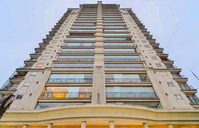 Imagem: O apartamento possui 4 Dormitórios, 2 Suítes, 5 Banheiros