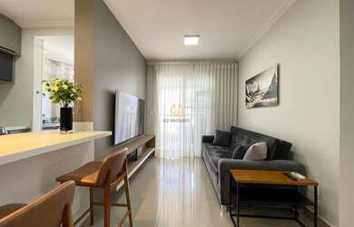 Imagem: O apartamento possui 2 Dormitórios, 1 Suíte, 2 Banheiros