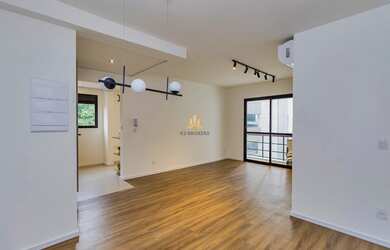 Imagem: O apartamento possui 3 Dormitórios, 1 Suíte, 3 Banheiros