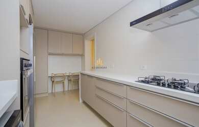 Imagem 9: Apartamento Mobiliado à venda no Batel 3 Suítes e 2 Vagas, 128,03m²...