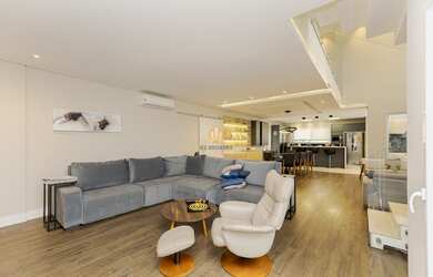 Imagem 10: Casa à Venda em Condomínio, Bairro Tingui, Curitiba/PR, com 460m²,...