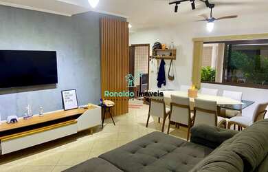 Imagem: A casa em condomínio possui 3 Dormitórios, 3 Suítes, 4 Banheiros