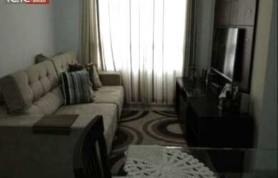 Imagem: O apartamento possui 2 Dormitórios, 1 Banheiro, 1 Vaga na garagem