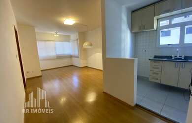 Imagem: O apartamento possui 3 Dormitórios, 1 Suíte, 2 Banheiros