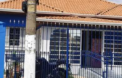 Imagem: A loja possui 7 Dormitórios, 3 Banheiros, 3 Vagas na garagem