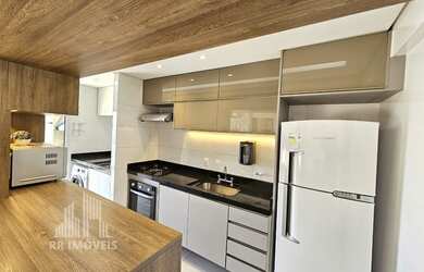 Imagem: O apartamento possui 2 Dormitórios, 1 Suíte, 2 Banheiros