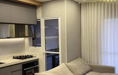 Imagem: O apartamento possui 2 Dormitórios, 1 Suíte, 2 Banheiros