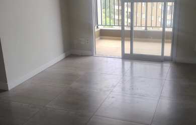 Imagem: O apartamento possui 2 Dormitórios, 1 Suíte, 2 Banheiros