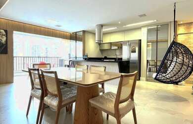 Imagem: O apartamento possui 2 Dormitórios, 2 Suítes, 3 Banheiros