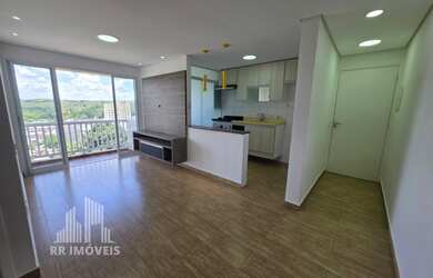 Imagem: O apartamento possui 2 Dormitórios, 1 Suíte, 2 Banheiros