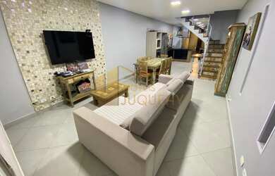 Imagem: A casa em condomínio possui 3 Dormitórios, 2 Suítes, 4 Banheiros