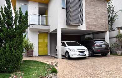 Imagem: A casa em condomínio possui 3 Dormitórios, 1 Suíte, 2 Banheiros