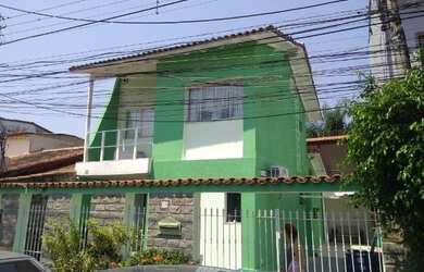 Imagem: A casa em condomínio possui 3 Dormitórios, 3 Banheiros, 3