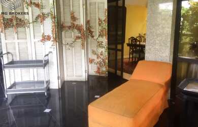 Imagem: O apartamento possui 5 Dormitórios, 2 Suítes, 5 Banheiros