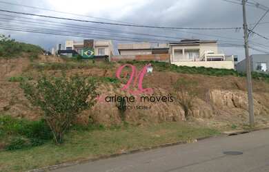 Imagem: O terreno possui 325m² de Área Privada e está localizado