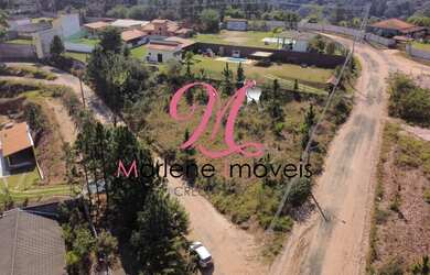 Imagem: O terreno possui 1192m² de Área Privada e está localizado