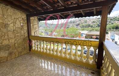 Imagem: A casa possui 2 Dormitórios, 1 Vaga na garagem, 120m² de Área