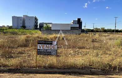 Imagem: O terreno possui 308m² de Área Privada e está localizado