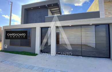 Imagem: A casa possui 1 Dormitório, 1 Suíte, 2 Vagas na garagem, 150m²