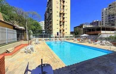 Imagem: O apartamento possui 2 Dormitórios, 1 Banheiro, 2 Vagas na