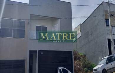 Imagem: A casa possui 3 Dormitórios, 1 Suíte, 2 Banheiros, 2 Vagas