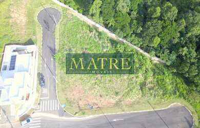 Imagem: O terreno possui 330m² de Área e está localizado em Bragança