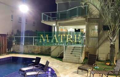 Imagem: A casa em condomínio possui 5 Dormitórios, 5 Suítes, 7 Banheiros