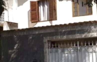 Imagem: A casa em condomínio possui 3 Dormitórios, 2 Banheiros, 2