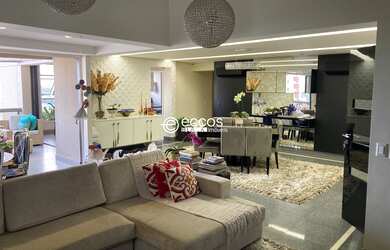 Imagem: O apartamento possui 6 Dormitórios, 3 Suítes, 5 Banheiros