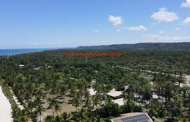 Imagem: O terreno possui 900m² de Área Privada e está localizado