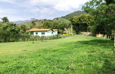 Imagem: O terreno possui 2.800m² de Área e está localizado em Região