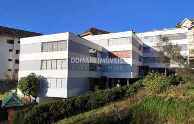 Imagem: O apartamento possui 2 Dormitórios, 1 Banheiro, 2 Vagas na