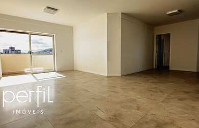 Imagem: O apartamento possui 3 Dormitórios, 1 Suíte, 1 Banheiro e