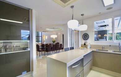 Imagem 6: Casa luxuosa em condomínio fechado com 4 suites à venda, 1028 m² privativos no bairro amér