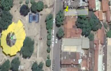 Imagem: O terreno possui 229m² de Área e está localizado em Centro