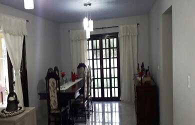 Imagem 16: Belíssima Chácara, 4 dormitórios na Rua Servidão