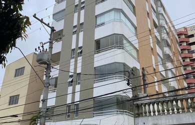 Imagem: O apartamento possui 2 Dormitórios, 1 Suíte, 2 Banheiros