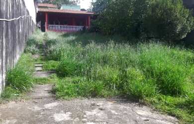 Imagem: O terreno possui 400m² de Área Privada e está localizado