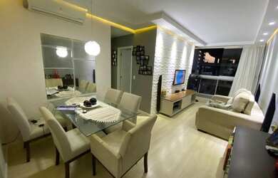 Imagem: O apartamento possui 2 Dormitórios, 1 Suíte, 2 Banheiros