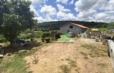 Imagem 3: Chácara ampla com 1.495m², casa com 01 dormitório, área gourmet, e água de poço artesiano