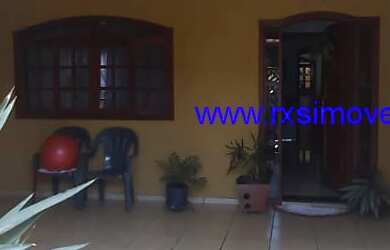 Imagem: A casa possui 3 Dormitórios, 1 Suíte, 3 Banheiros, 3 Vagas