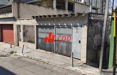 Imagem: A casa possui 6 Dormitórios, 6 Banheiros, 1 Vaga na garagem