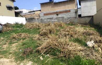 Imagem: O terreno possui 164m² de Área e está localizado em Campo