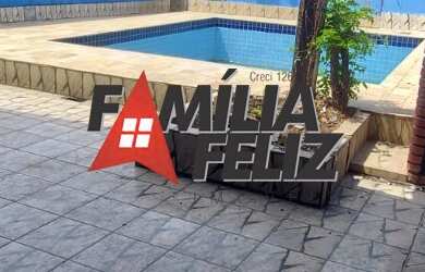 Imagem: A casa possui 2 Dormitórios, 3 Vagas na garagem, 10m² de Área