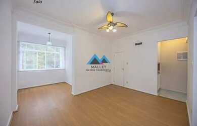 Imagem: O apartamento possui 3 Dormitórios, 1 Suíte, 2 Banheiros